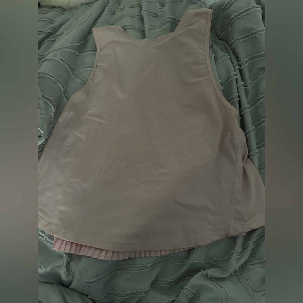Lululemon tank